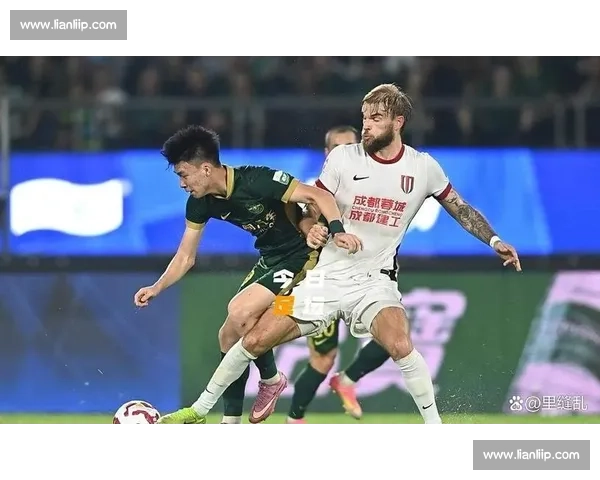 中超：2-2 绝平！青岛西海岸阻击成都蓉城登顶