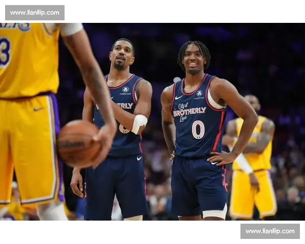 湖人对阵热火之夜戴维斯统治攻防引爆全场成胜负关键焦点话题之战