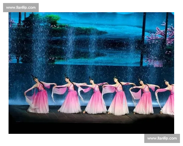 机械婆对决隆达罗西，人机力量与格斗女王的巅峰碰撞再次书写传奇